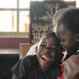 Meet your Posher, Lovie